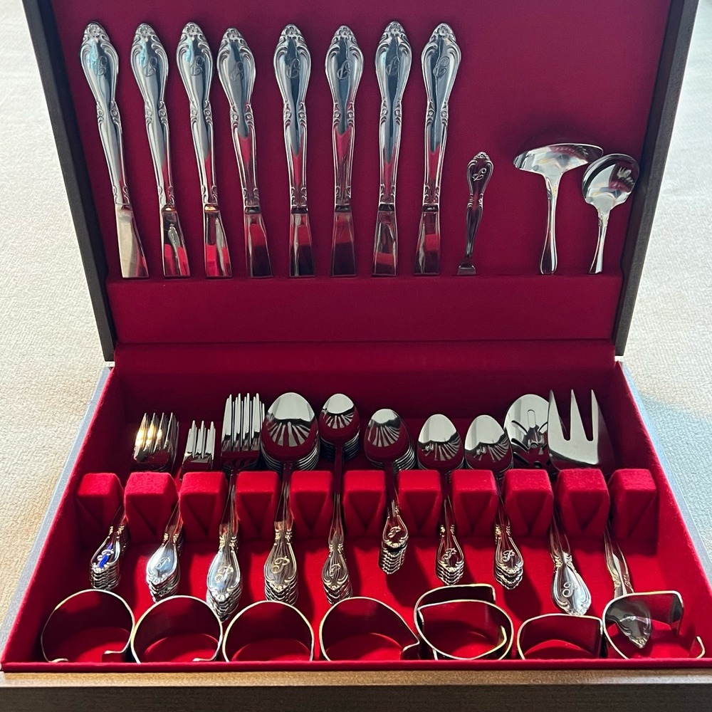 Vtg Custom Craft Stainless Monogrammed P Flatware Set Case Napkin Rings 79  pc